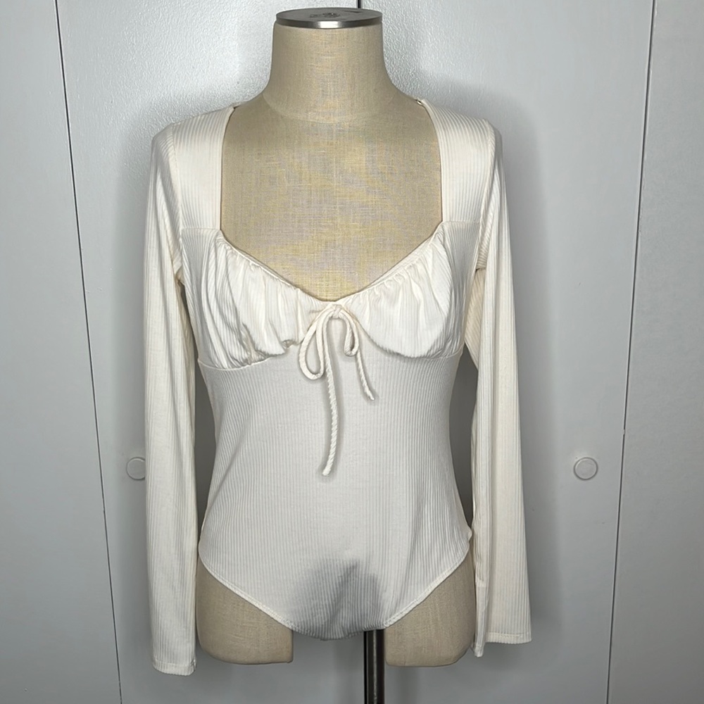 Cream/Off White Body suit